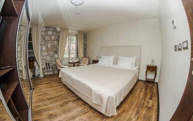 Boutique Hotel Astoria Kotor Buitenkant foto