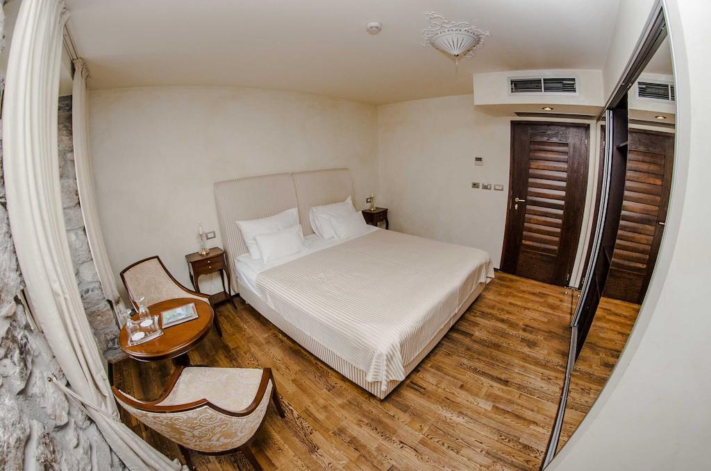 Boutique Hotel Astoria Kotor Buitenkant foto